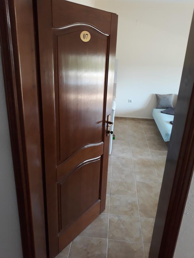 Korac Apartments Ulcinj Exteriör bild